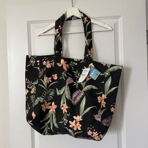 Brand new roxy tote bag